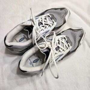 Brooks Athletic Shoe, Size 12 Women's